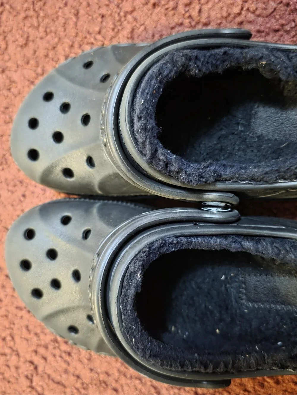 CROCS Kids Black Fleece-Lined Clogs